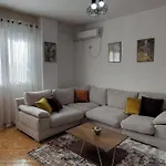 Cozy Sunlit With Scenic Balcony View Tirana